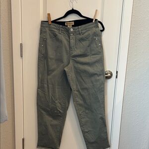 Democracy Olive Jeans. Ab-technology. Women’s.
